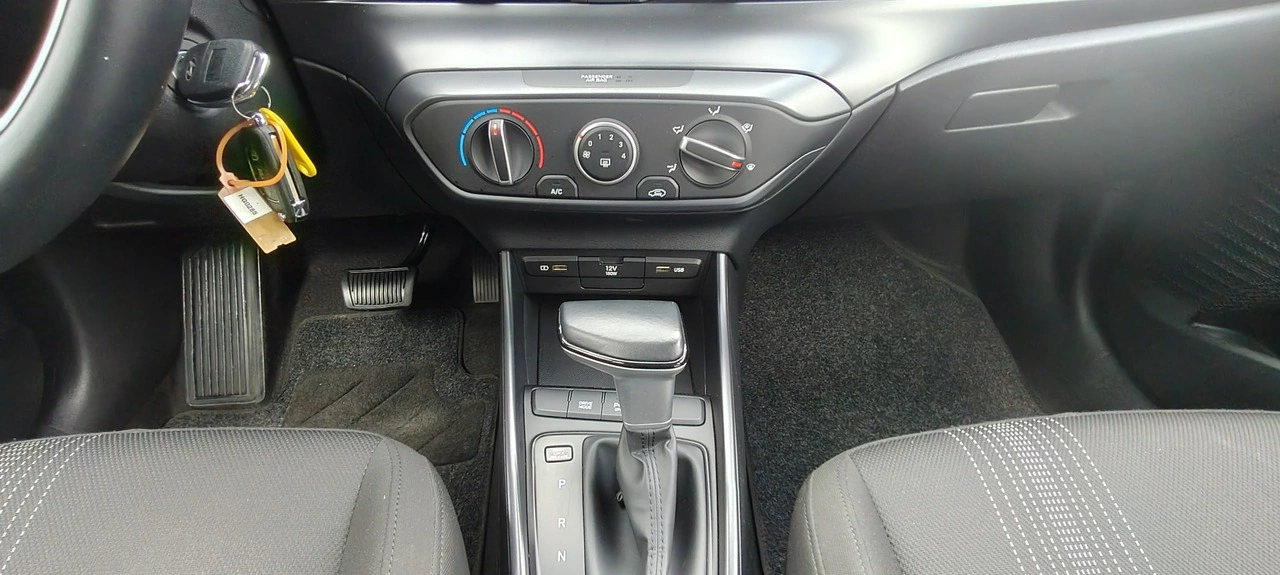 Hyundai Bayon - Zdjęcie 11