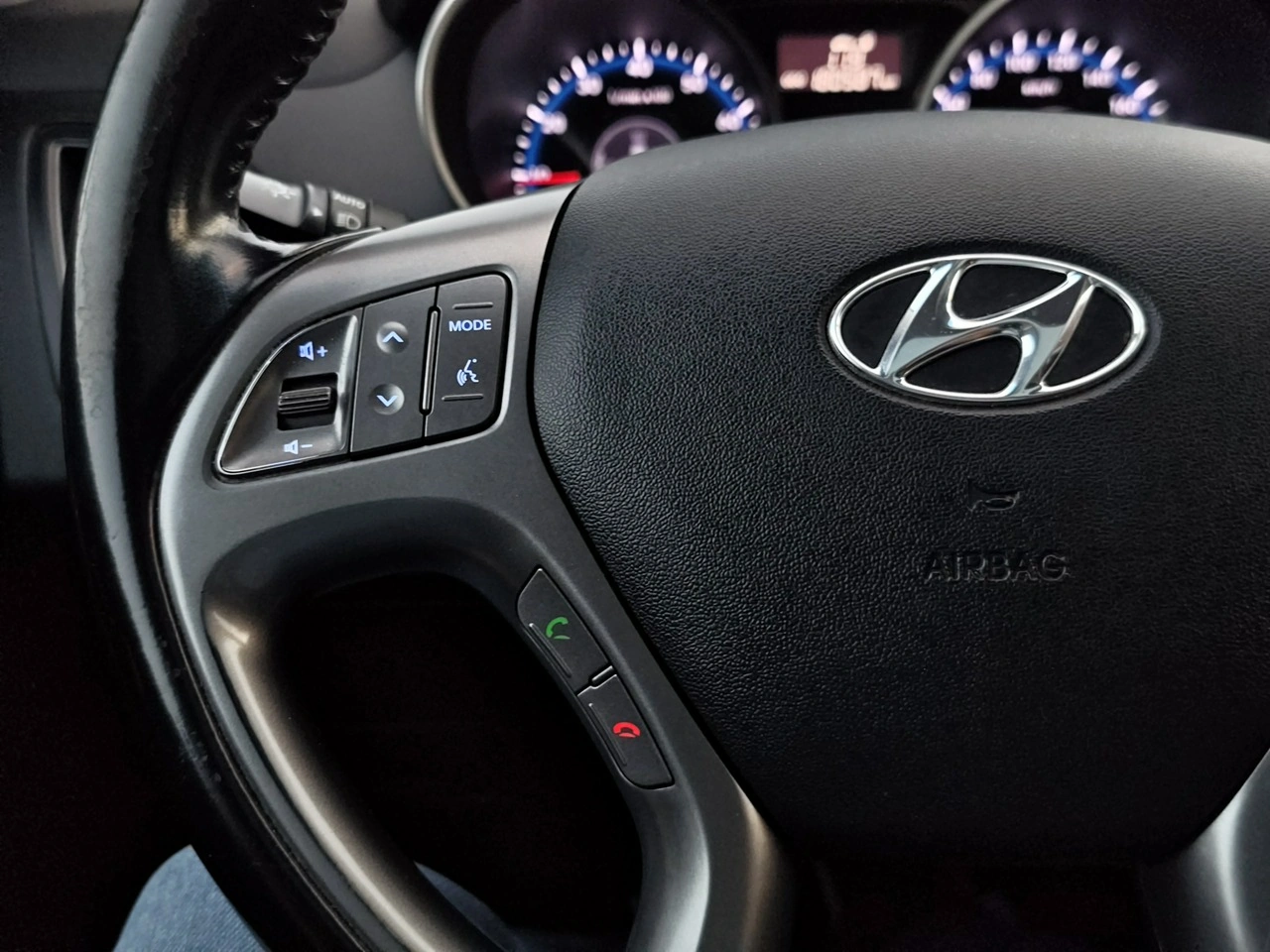 Hyundai ix35 - Zdjęcie 23
