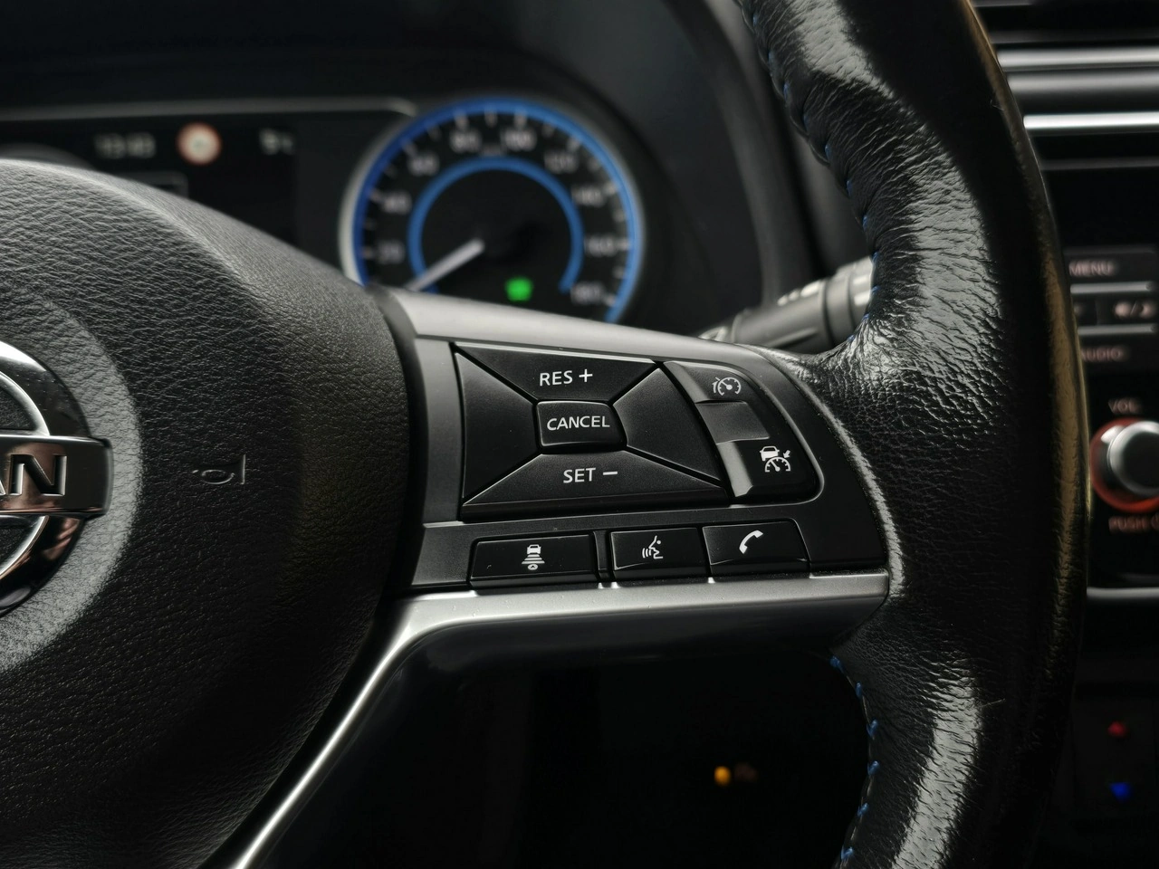 Nissan Leaf - Zdjęcie 25
