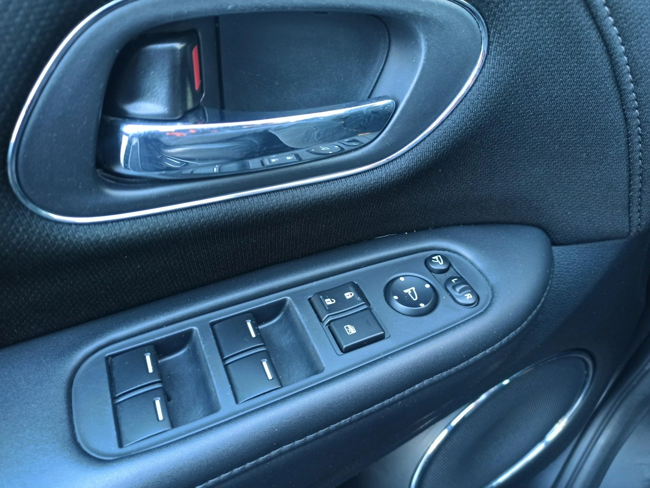 Honda HR-V - Zdjęcie 17