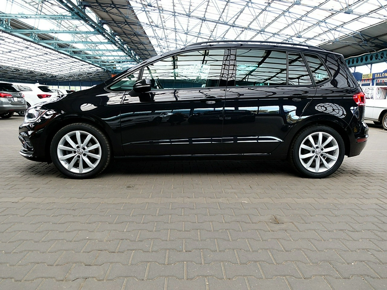 Volkswagen Golf Sportsvan - Zdjęcie 5