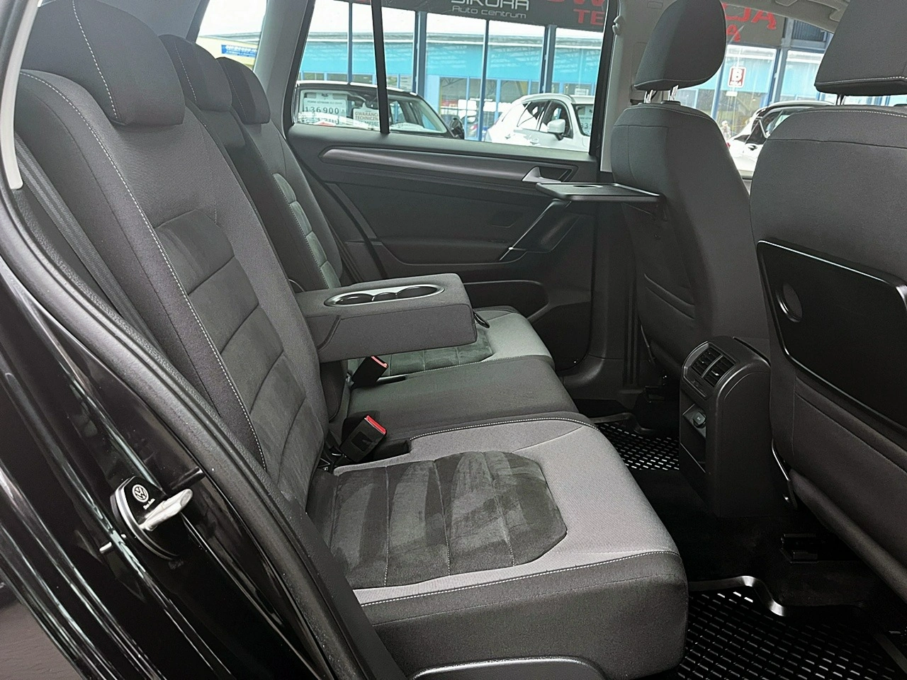 Volkswagen Golf Sportsvan - Zdjęcie 11