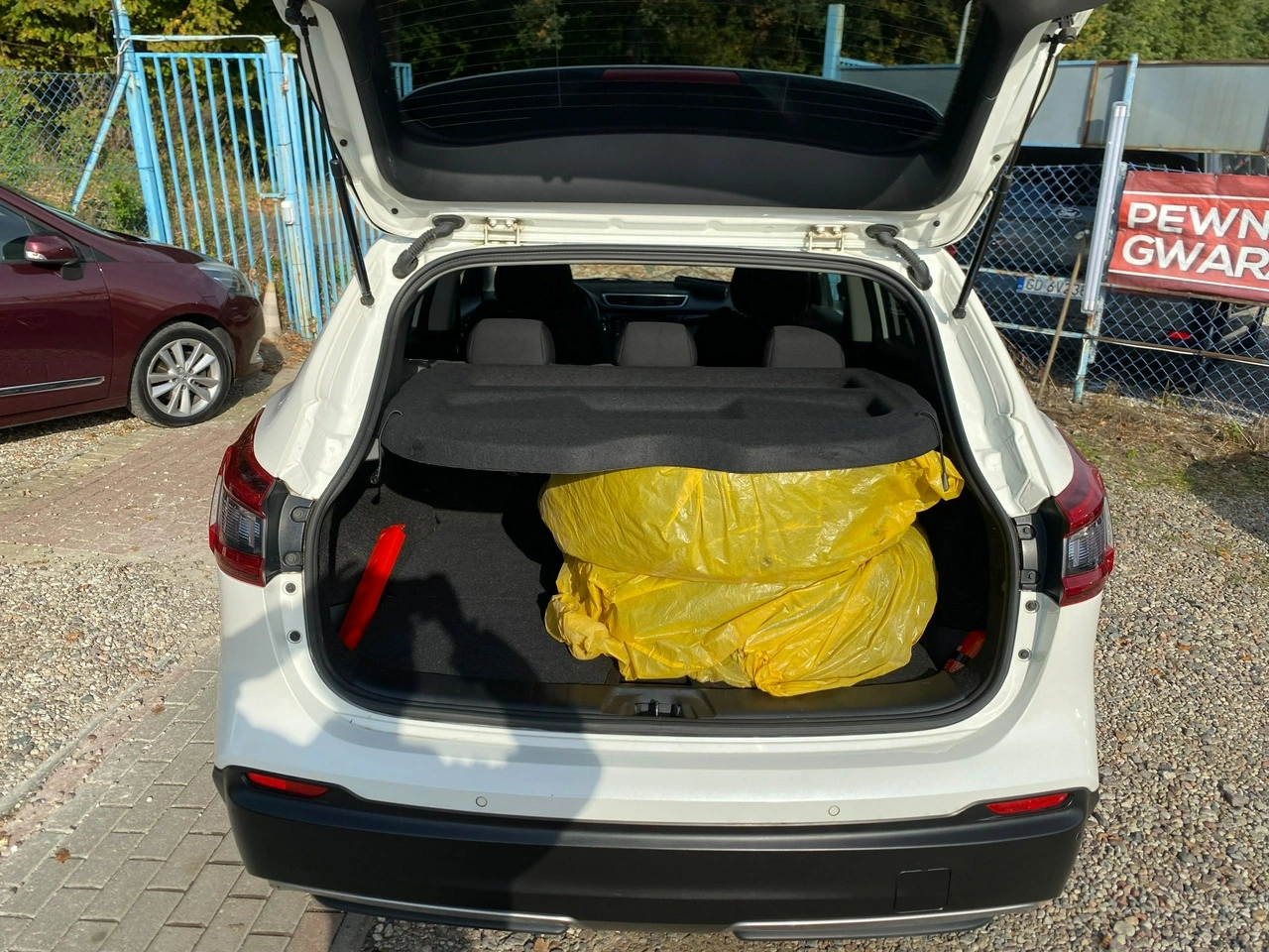 Nissan Qashqai - Zdjęcie 17
