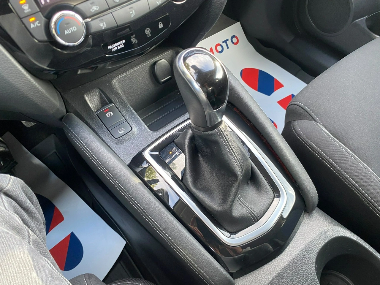 Nissan Qashqai - Zdjęcie 18