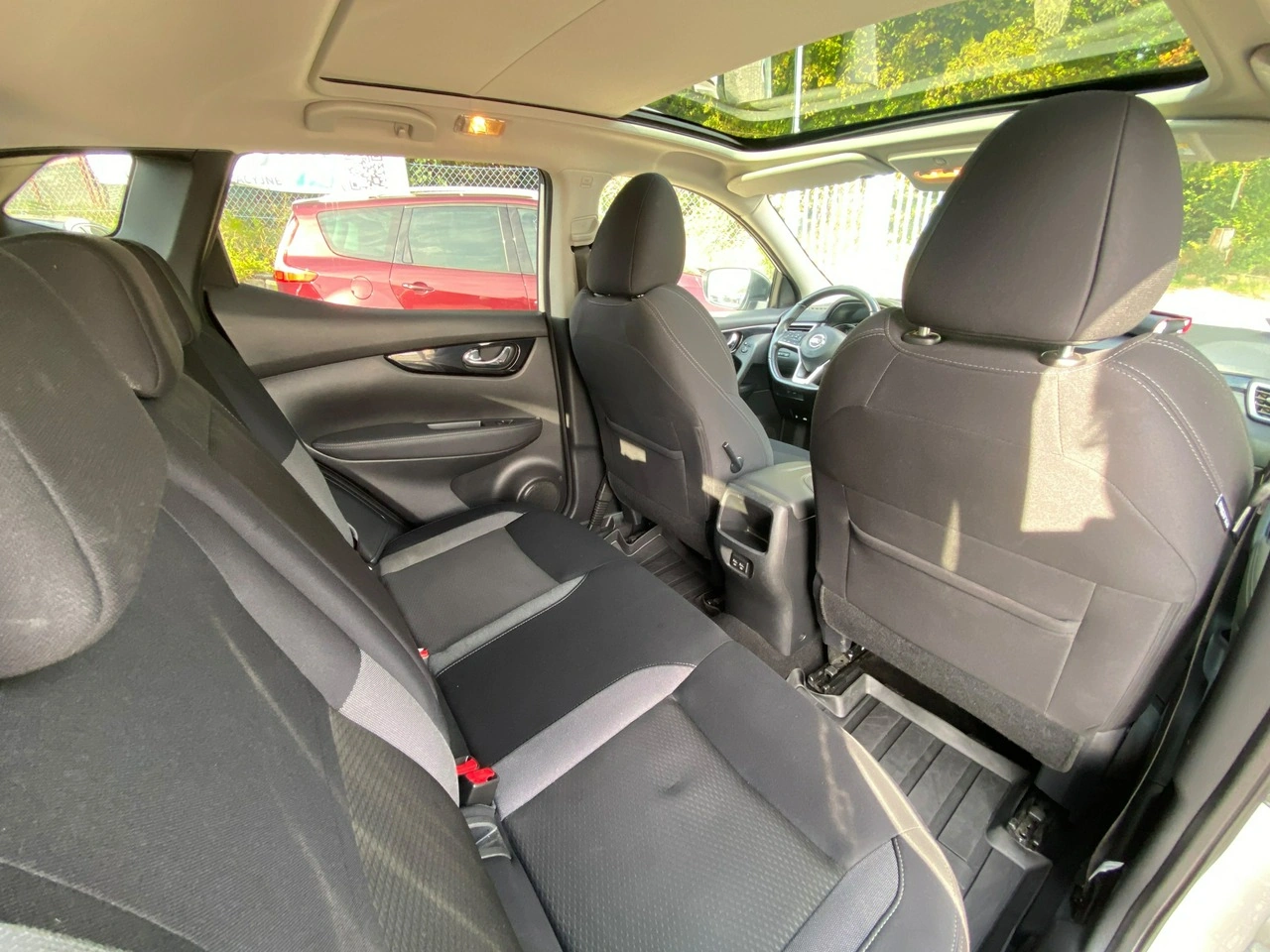 Nissan Qashqai - Zdjęcie 8