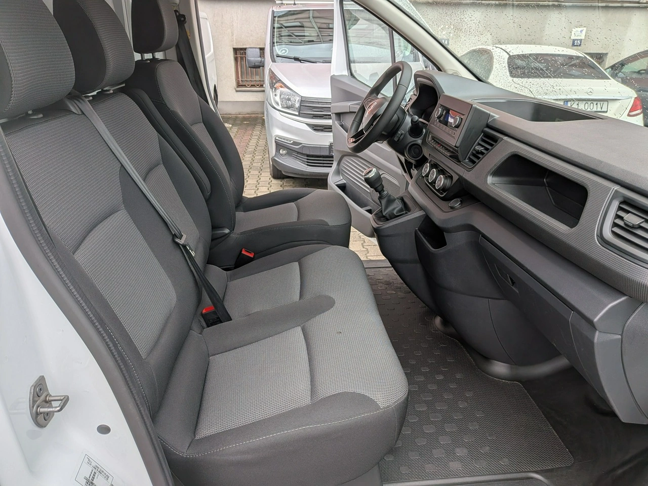 Renault Trafic - Zdjęcie 17