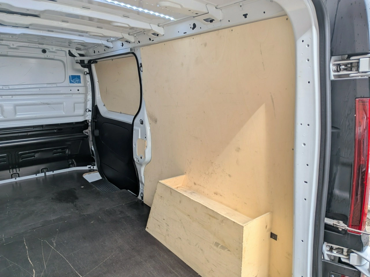 Renault Trafic - Zdjęcie 23