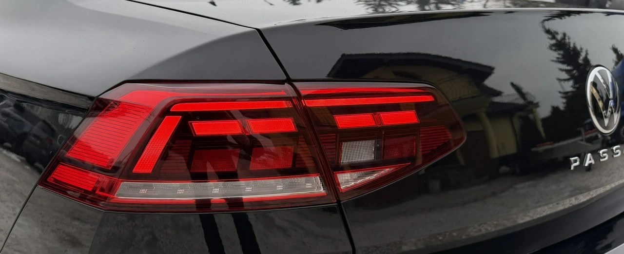 Volkswagen Passat - Zdjęcie 17