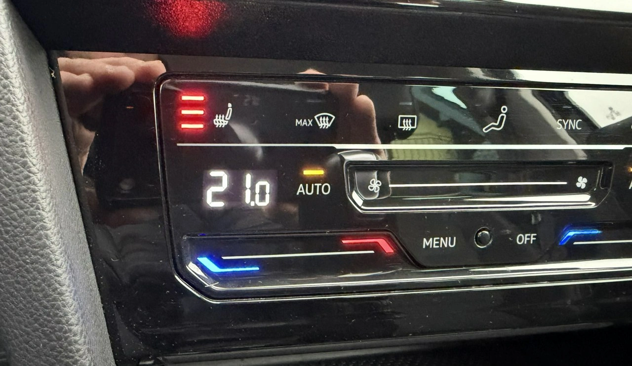 Volkswagen Passat - Zdjęcie 29