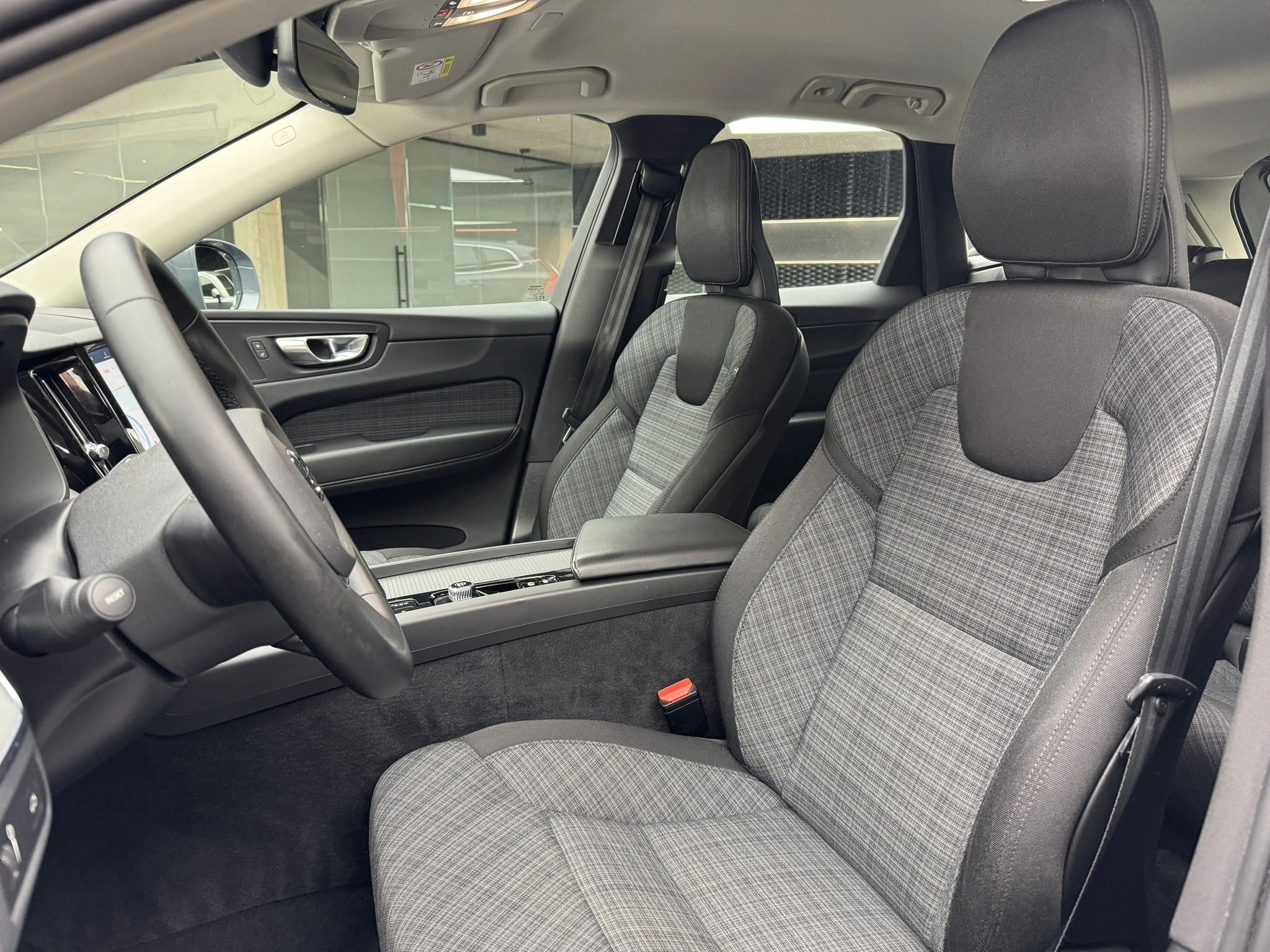 Volvo XC 60 - Zdjęcie 11