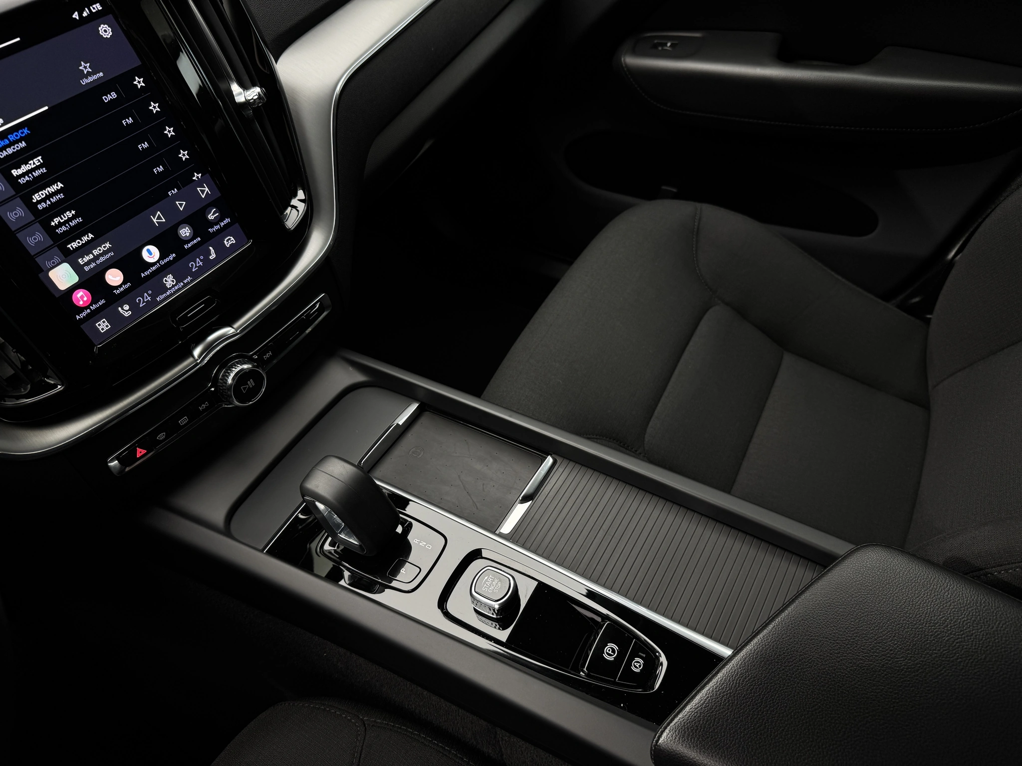 Volvo XC 60 - Zdjęcie 28