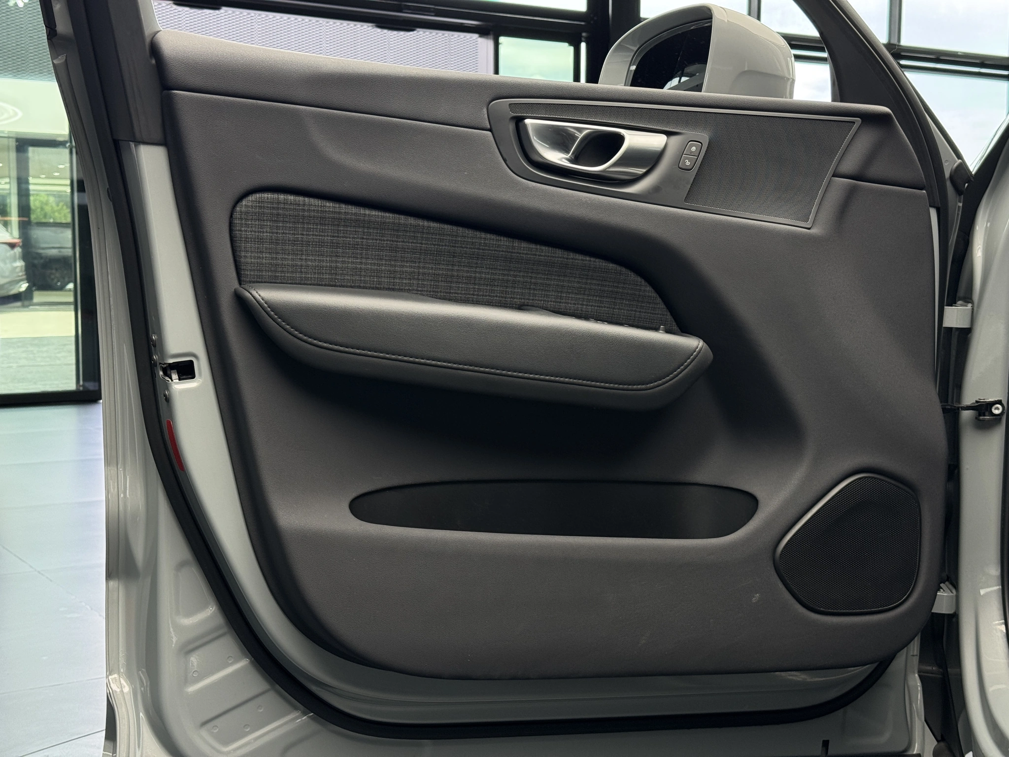 Volvo XC 60 - Zdjęcie 13