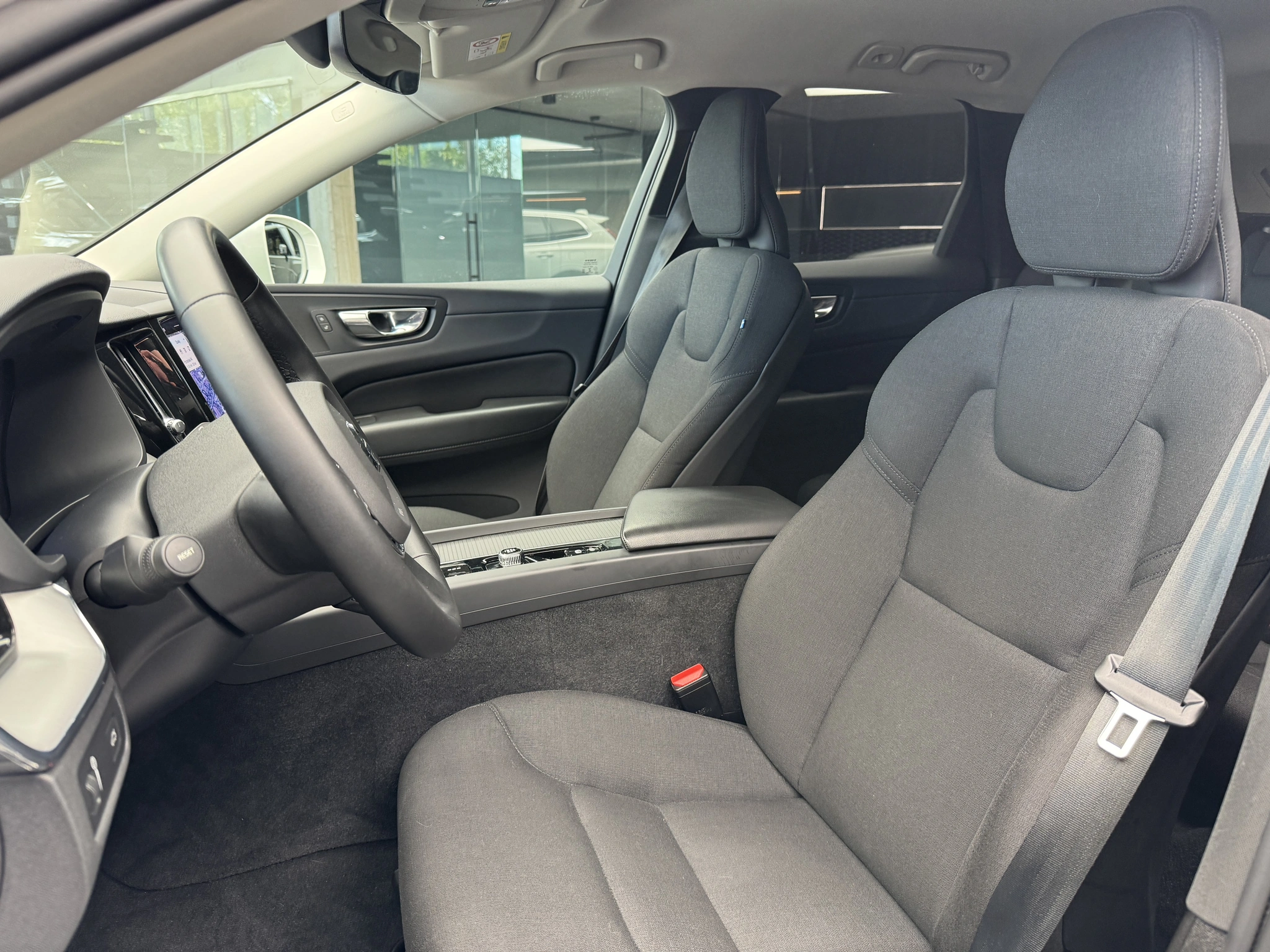 Volvo XC 60 - Zdjęcie 11
