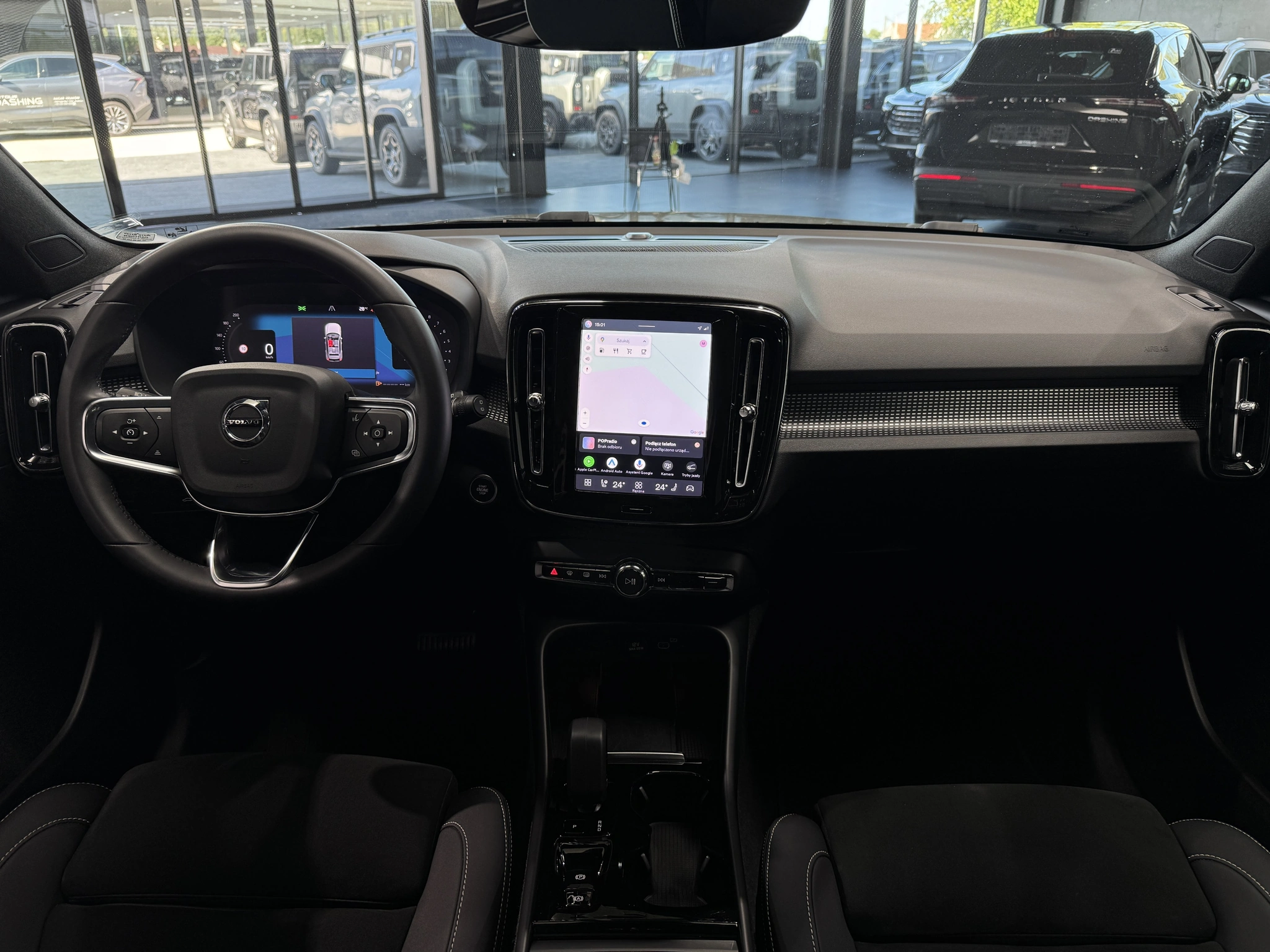 Volvo XC 40 - Zdjęcie 16