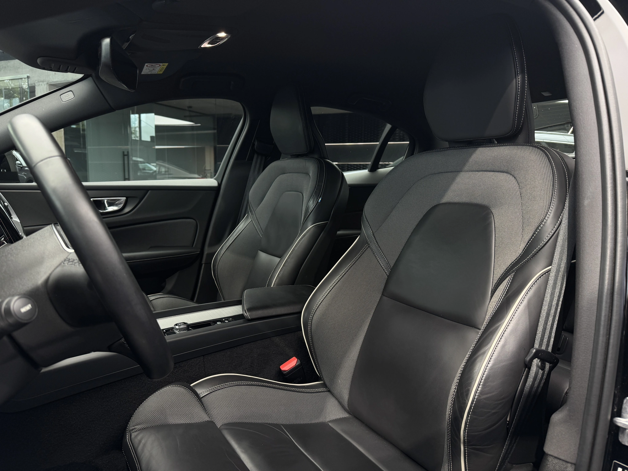 Volvo S60 - Zdjęcie 11