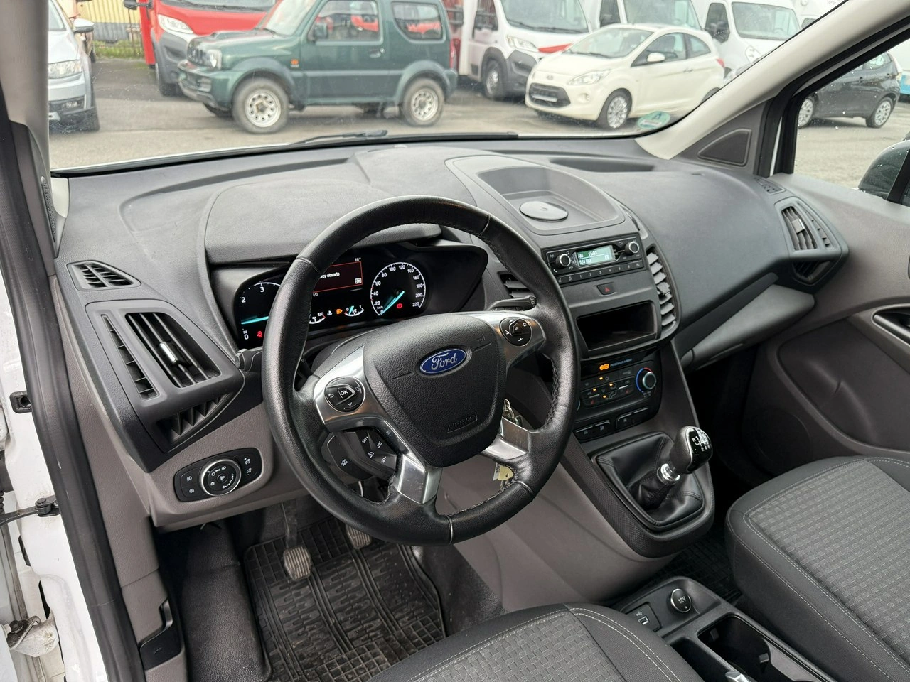 Ford Tourneo Connect - Zdjęcie 15