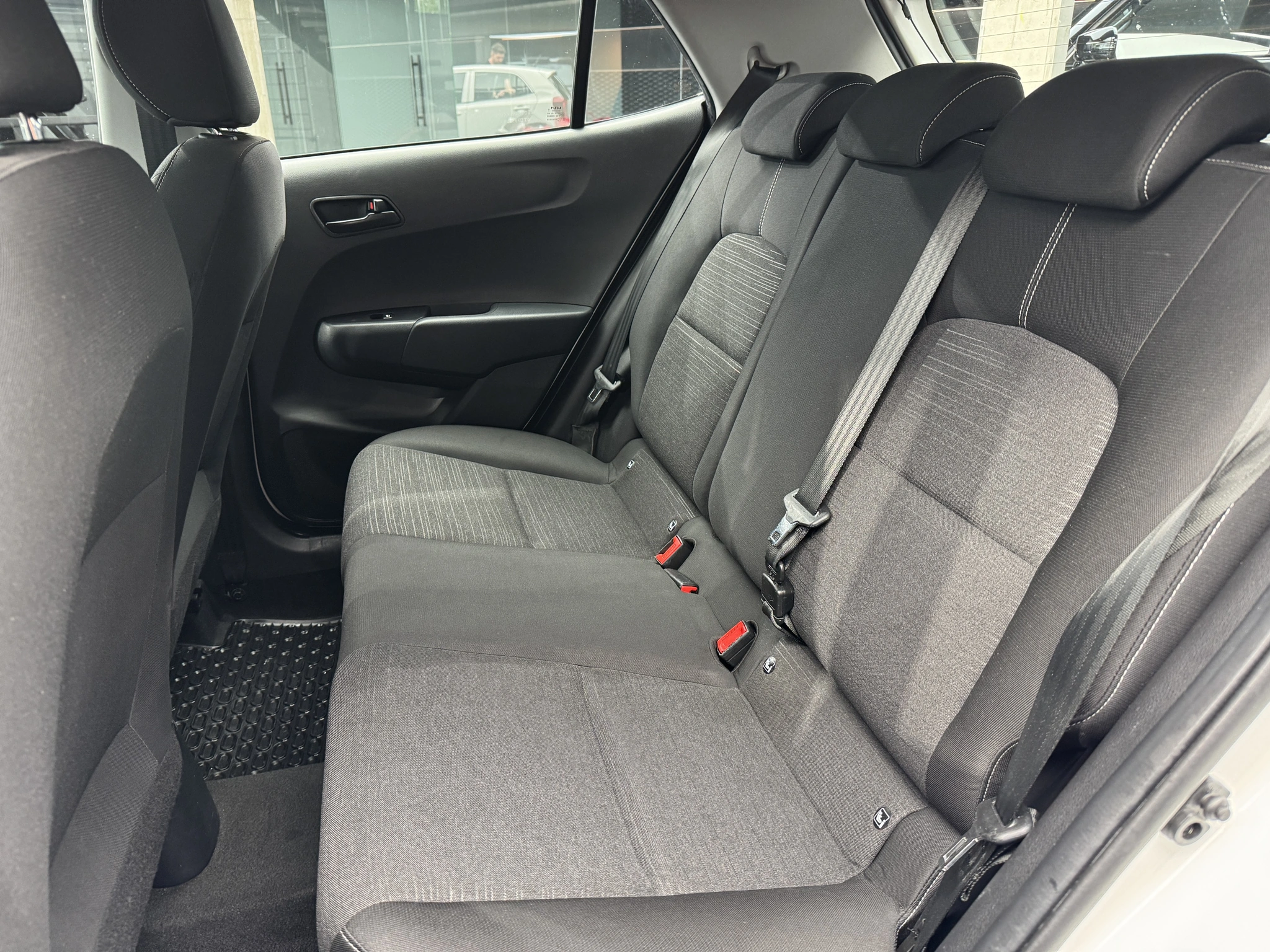 Kia Picanto - Zdjęcie 14