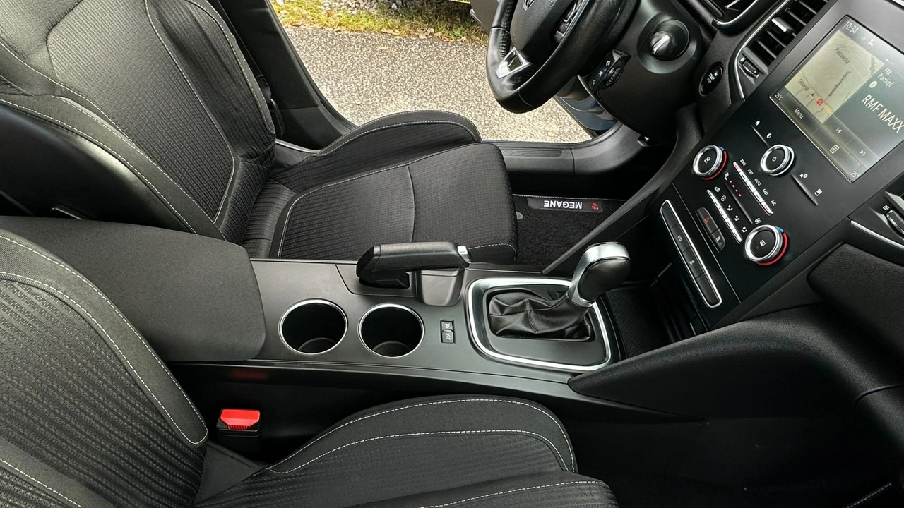 Renault Megane - Zdjęcie 19