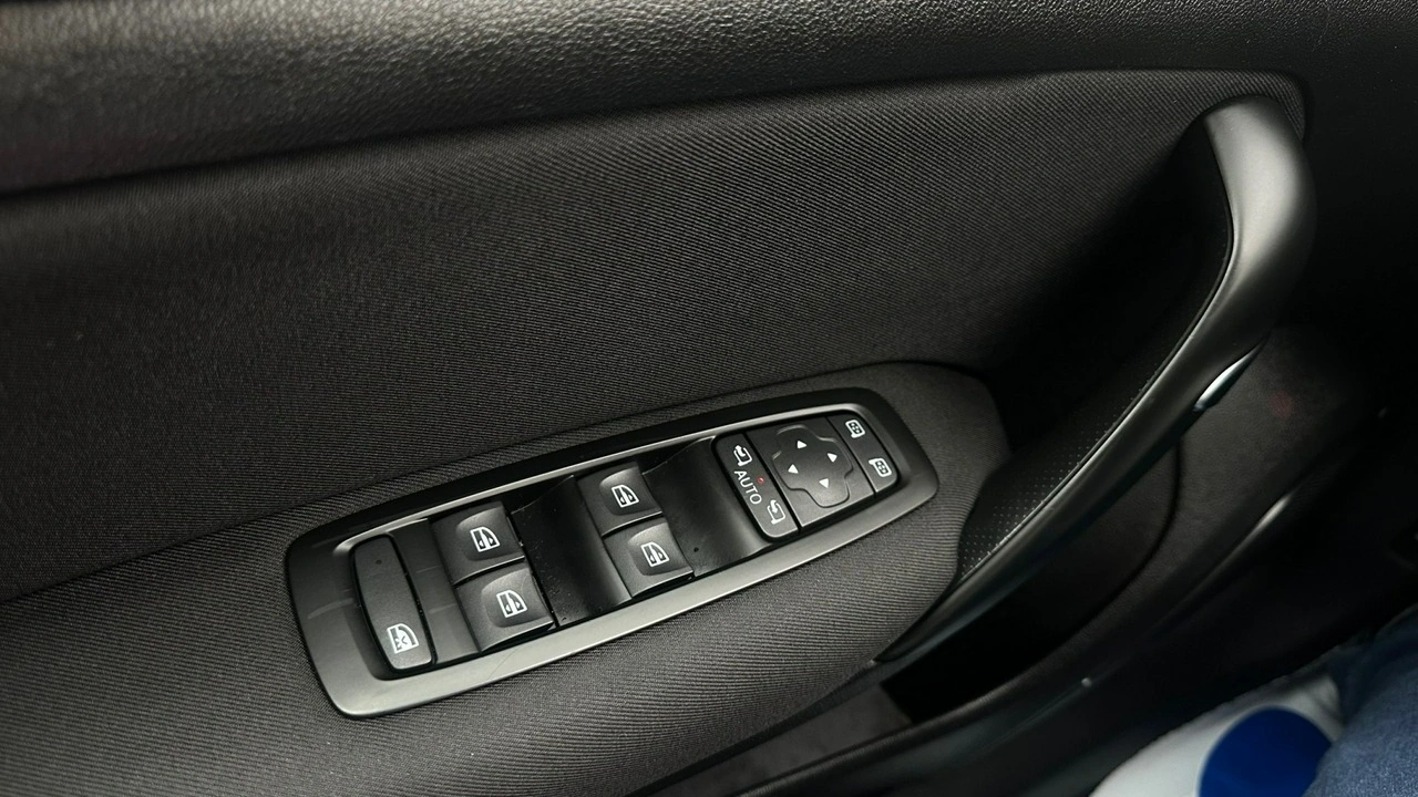 Renault Megane - Zdjęcie 33