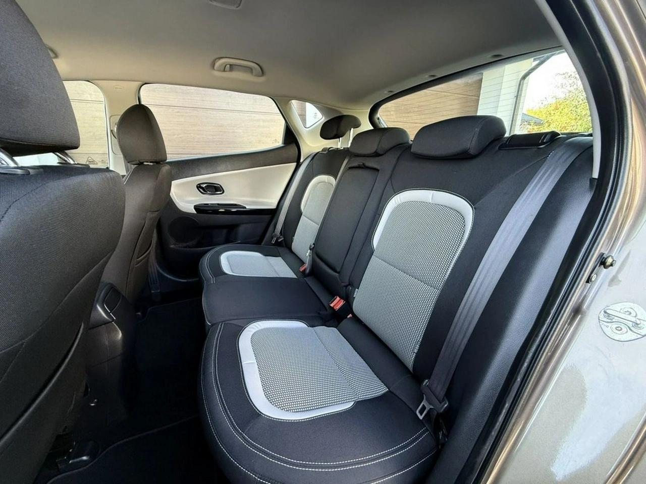 Kia Ceed - Zdjęcie 18