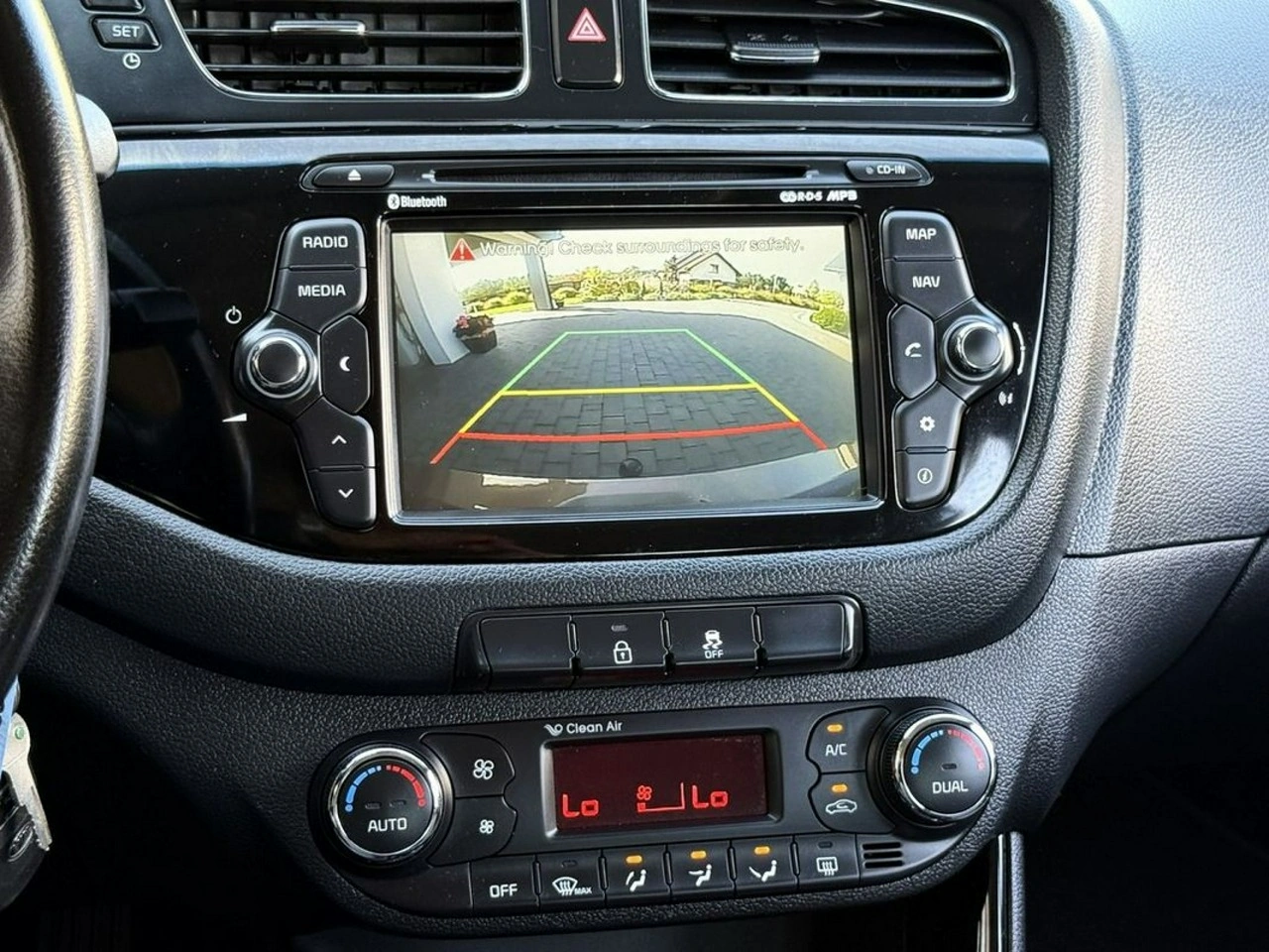 Kia Ceed - Zdjęcie 21