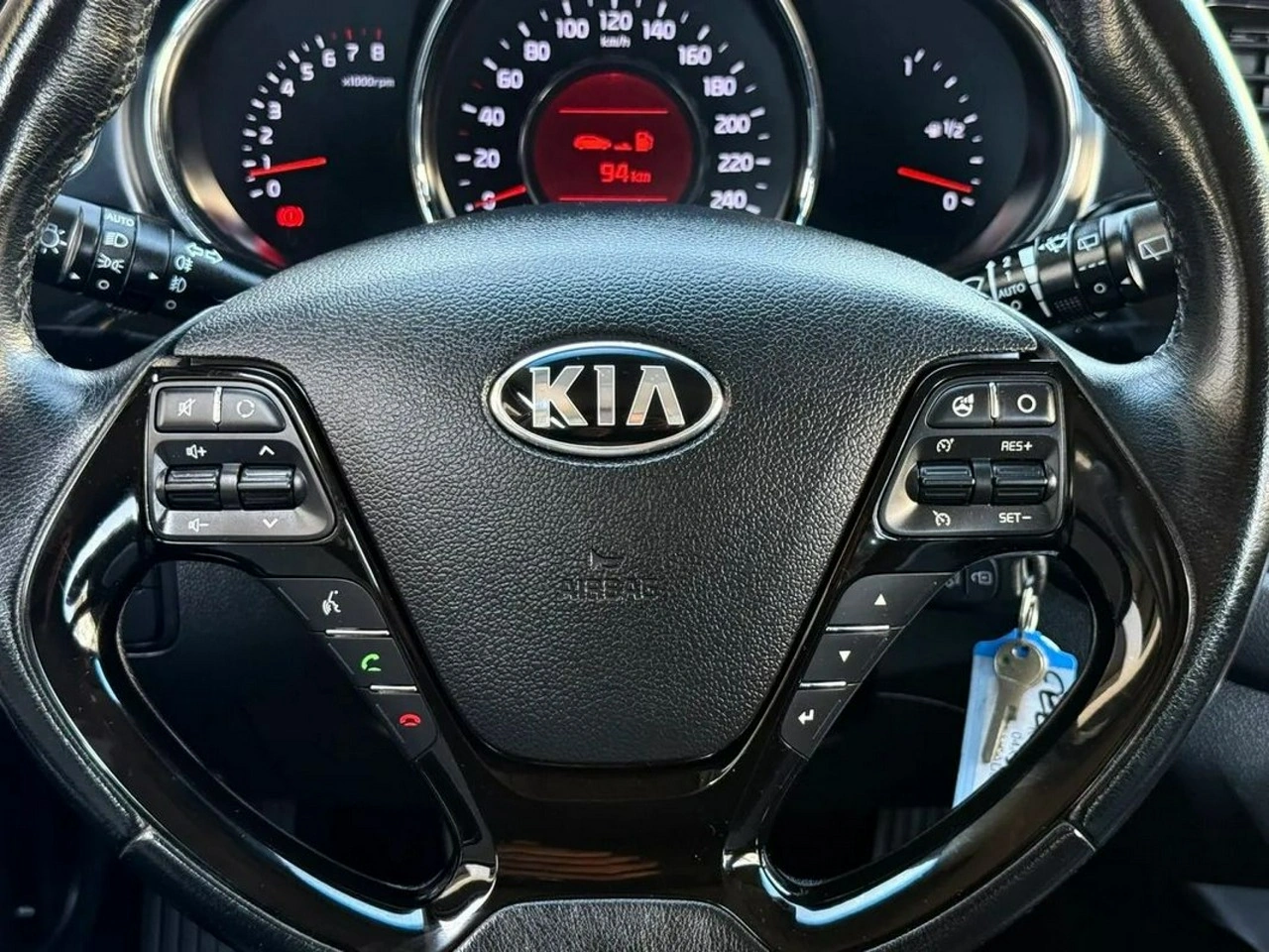 Kia Ceed - Zdjęcie 22