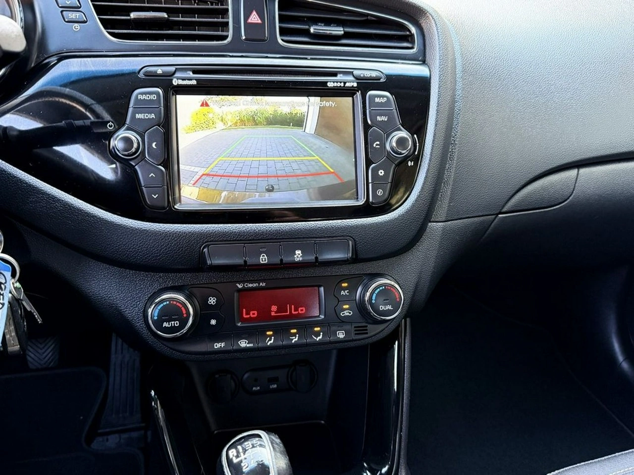 Kia Ceed - Zdjęcie 23