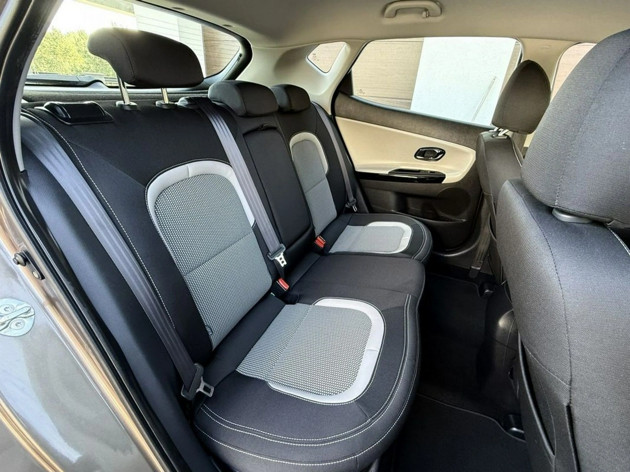 Kia Ceed - Zdjęcie 26
