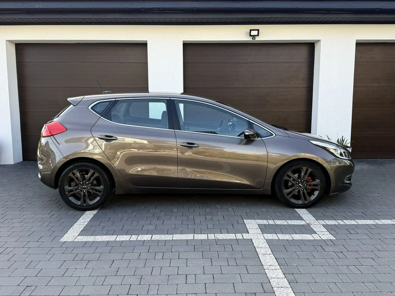 Kia Ceed - Zdjęcie 8
