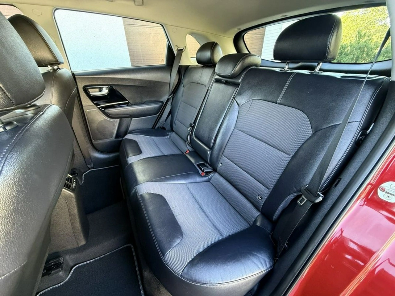 Kia Niro - Zdjęcie 18