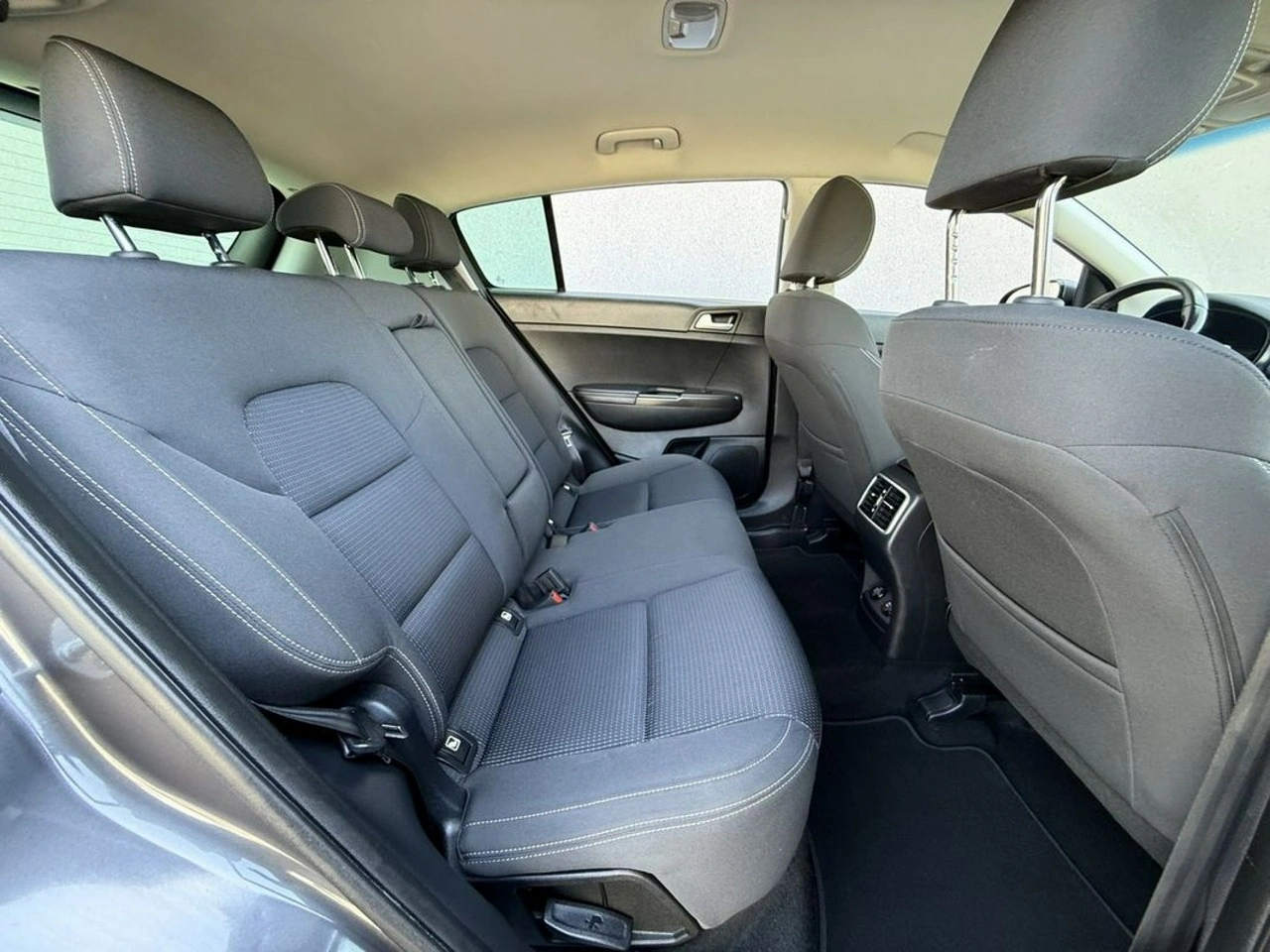 Kia Sportage - Zdjęcie 25