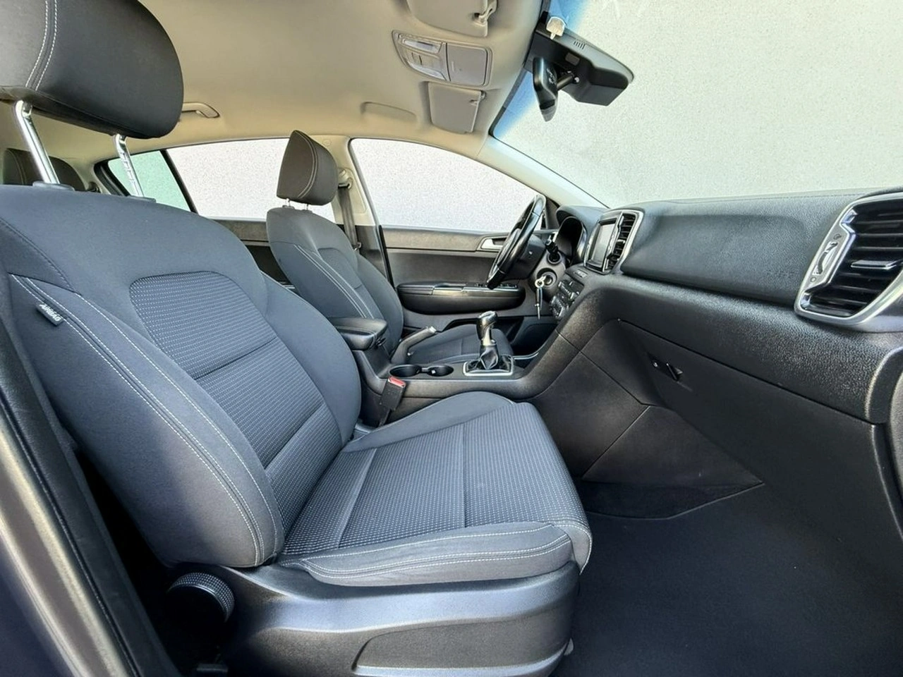 Kia Sportage - Zdjęcie 28