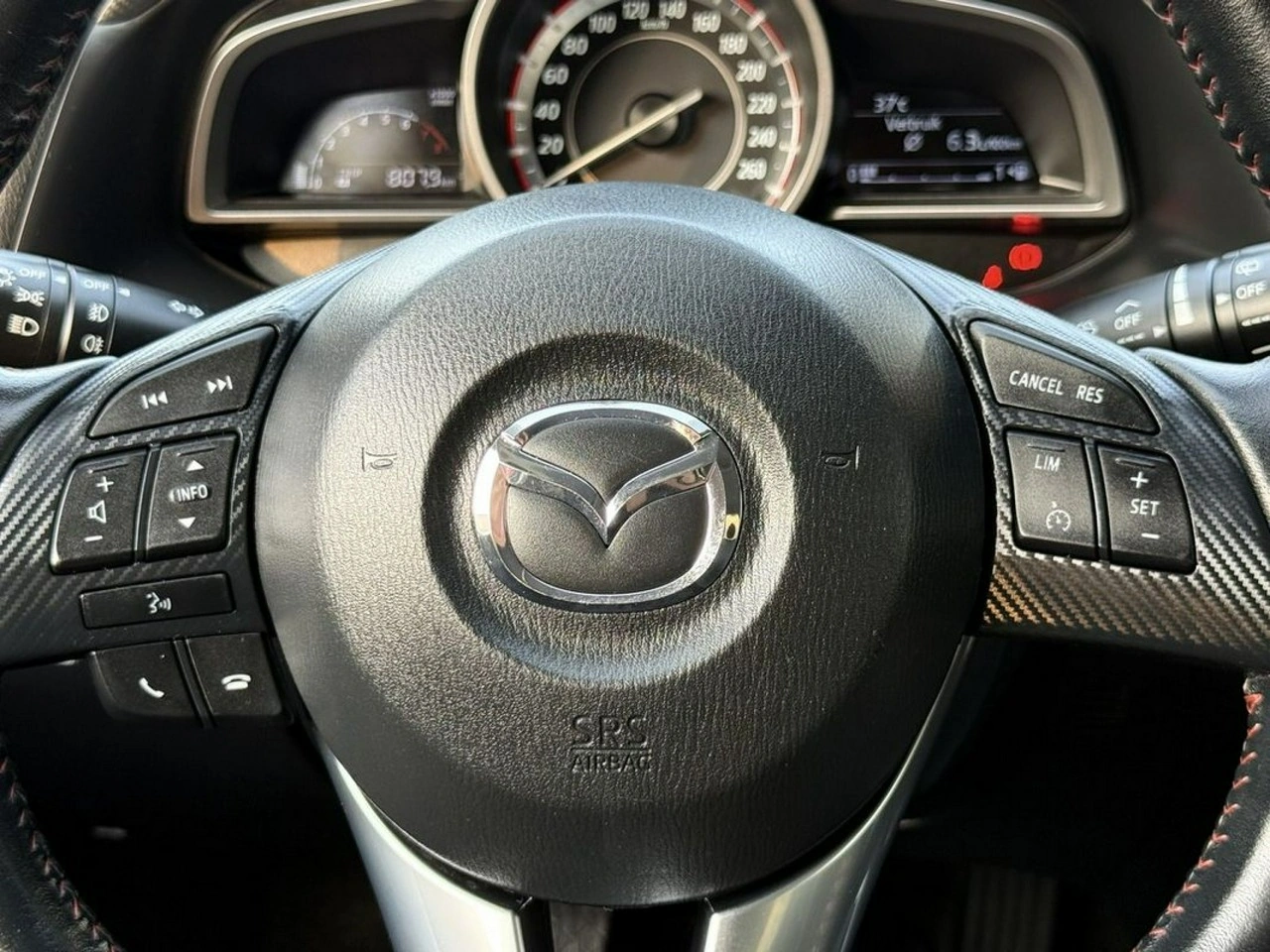 Mazda 3 - Zdjęcie 22