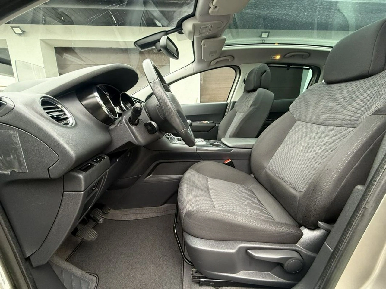 Peugeot 3008 - Zdjęcie 13