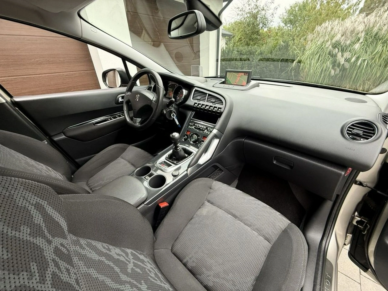 Peugeot 3008 - Zdjęcie 25