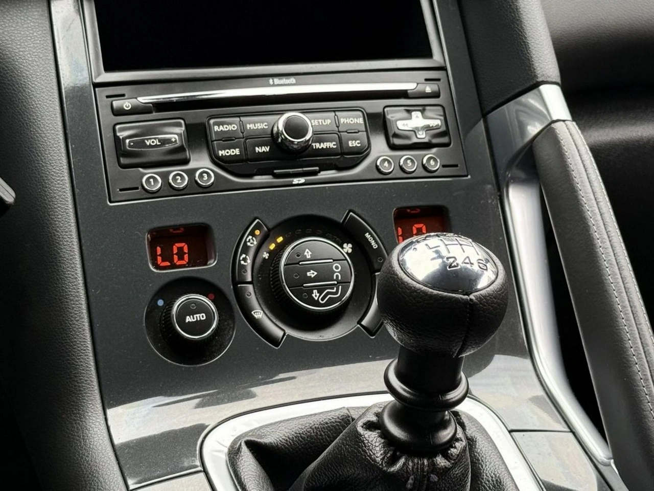 Peugeot 3008 - Zdjęcie 31