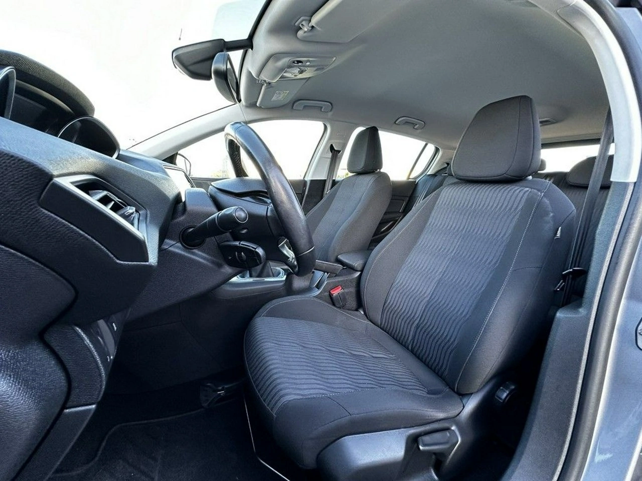 Peugeot 308 - Zdjęcie 18