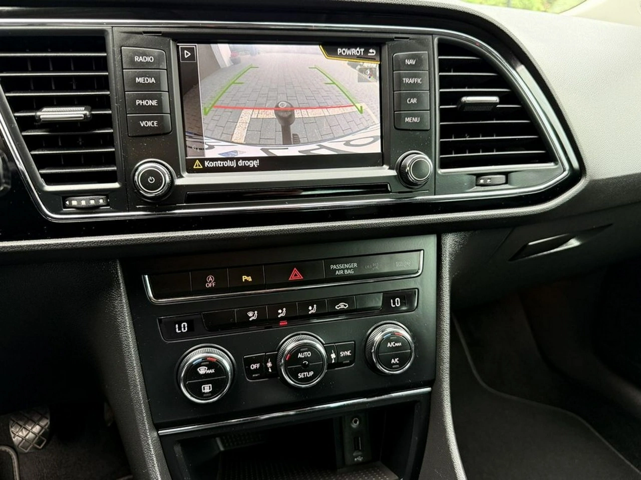 Seat Leon - Zdjęcie 23