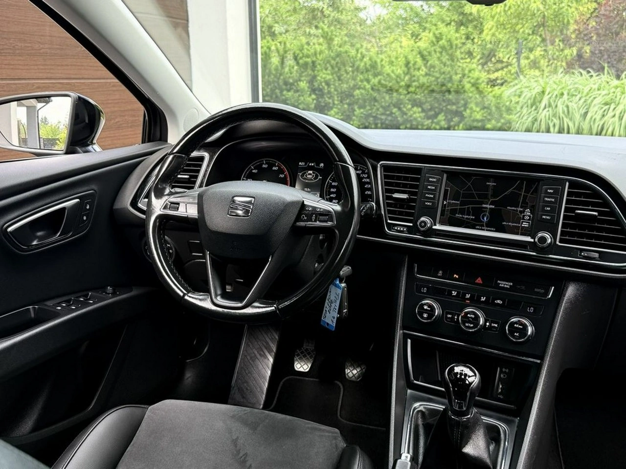 Seat Leon - Zdjęcie 31