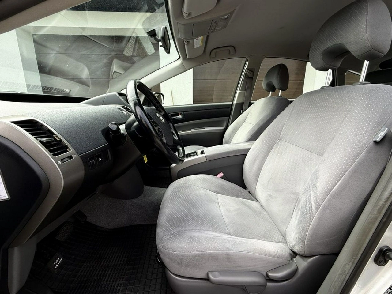 Toyota Prius+ - Zdjęcie 13