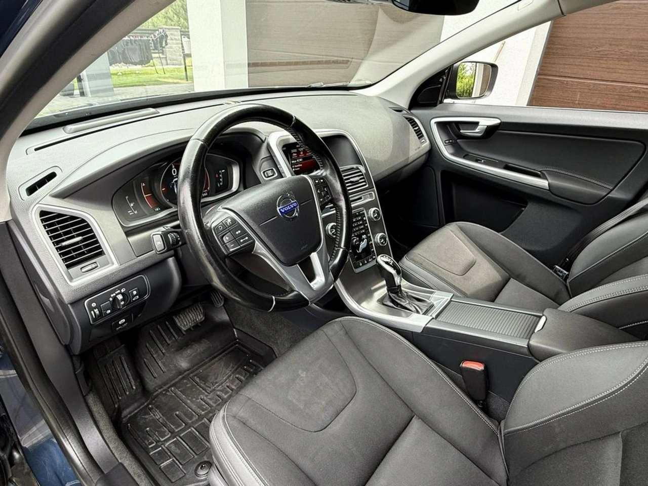Volvo XC 60 - Zdjęcie 12