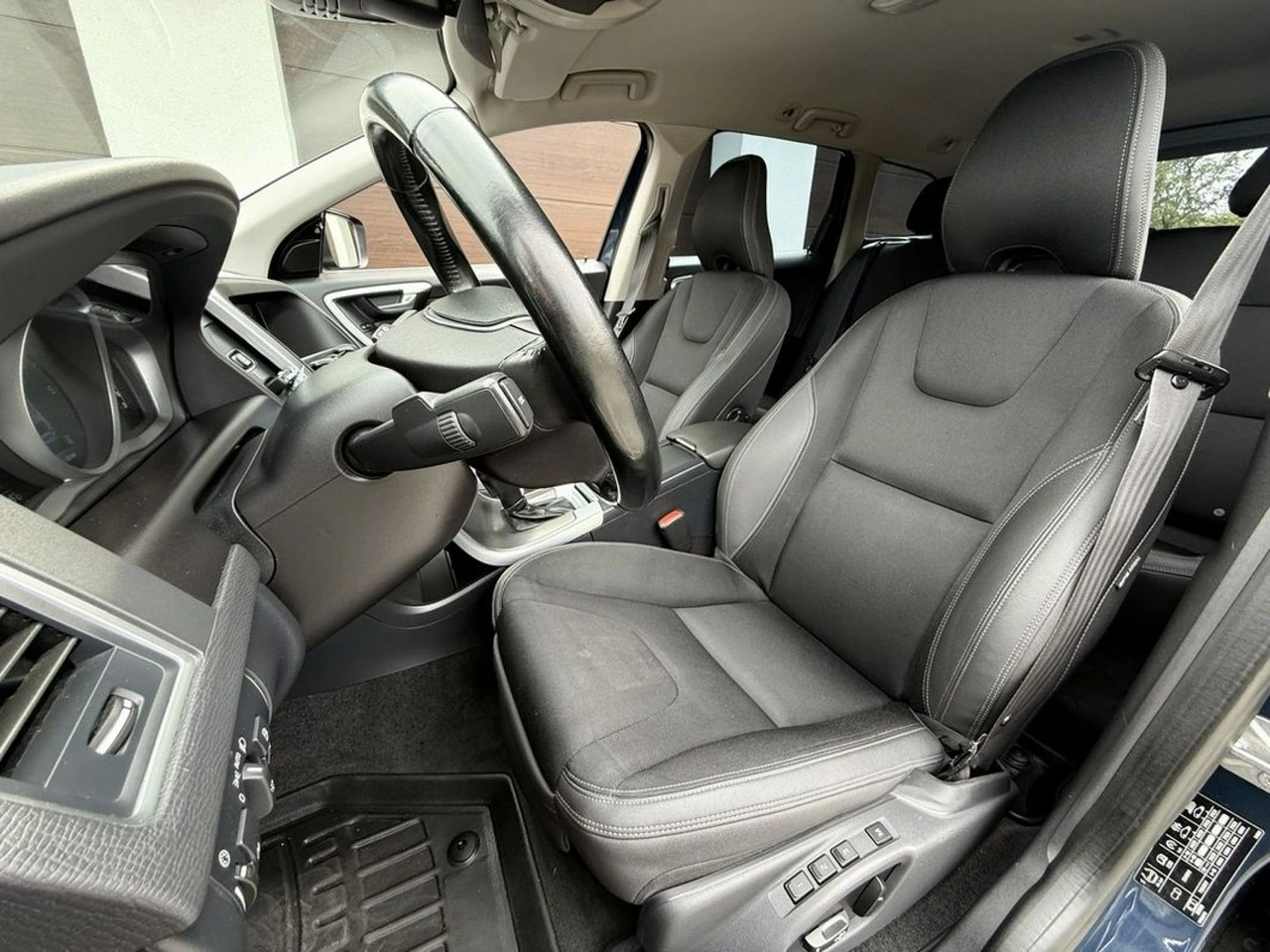 Volvo XC 60 - Zdjęcie 14