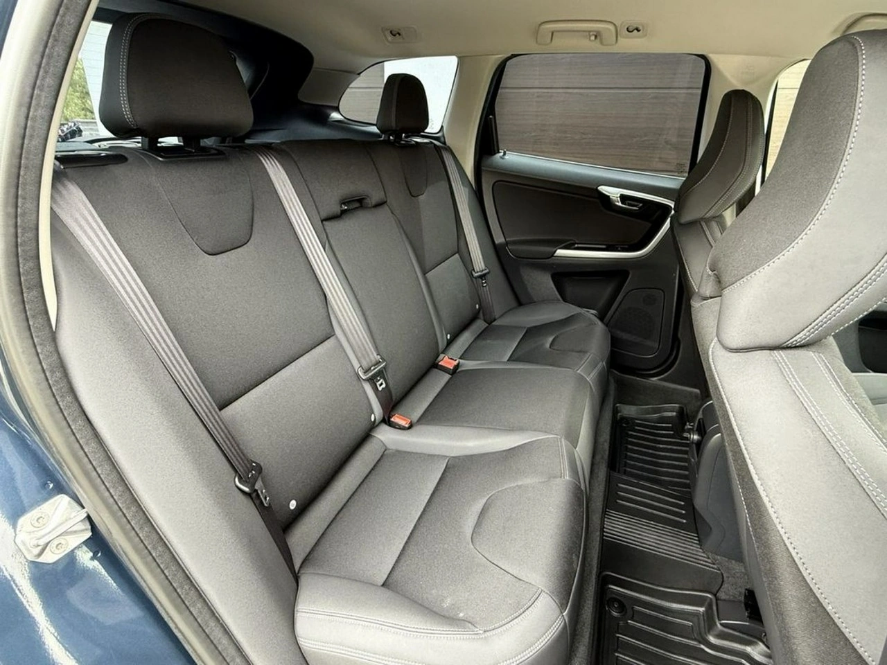 Volvo XC 60 - Zdjęcie 23
