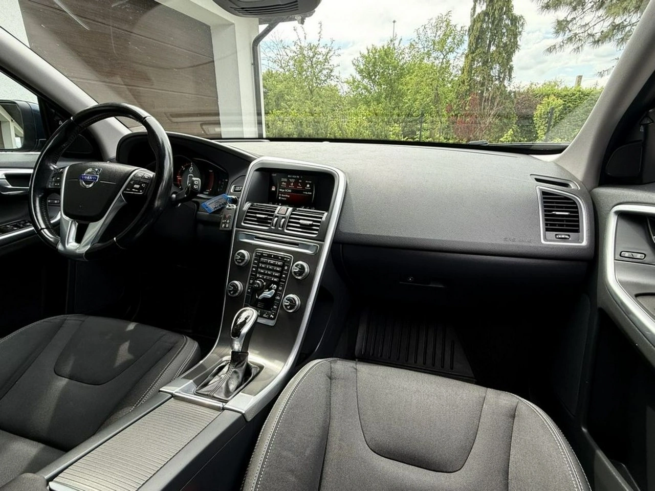 Volvo XC 60 - Zdjęcie 27