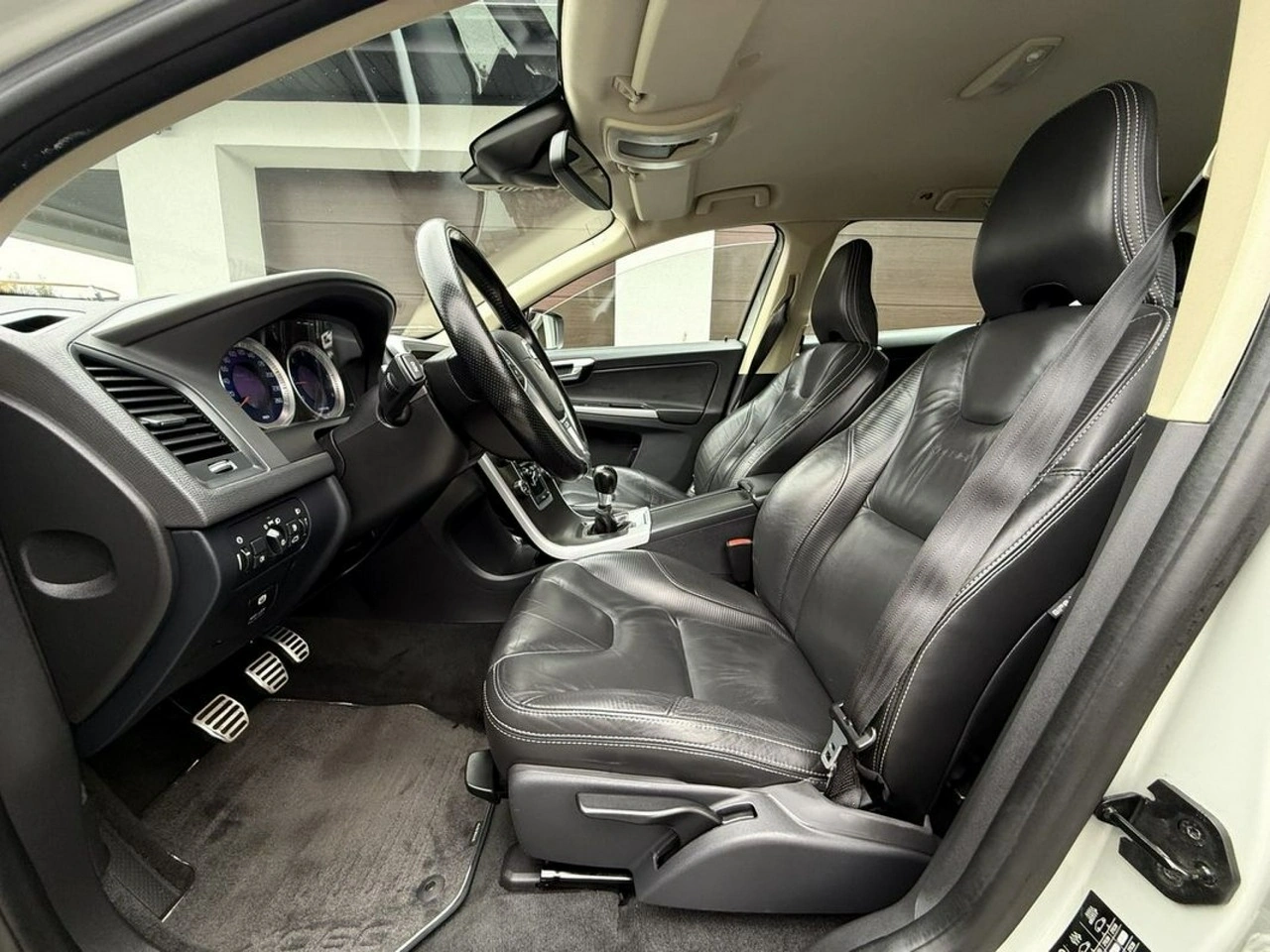 Volvo XC 60 - Zdjęcie 13