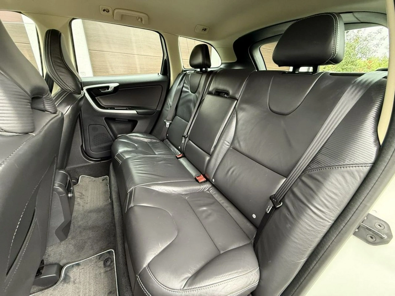 Volvo XC 60 - Zdjęcie 18