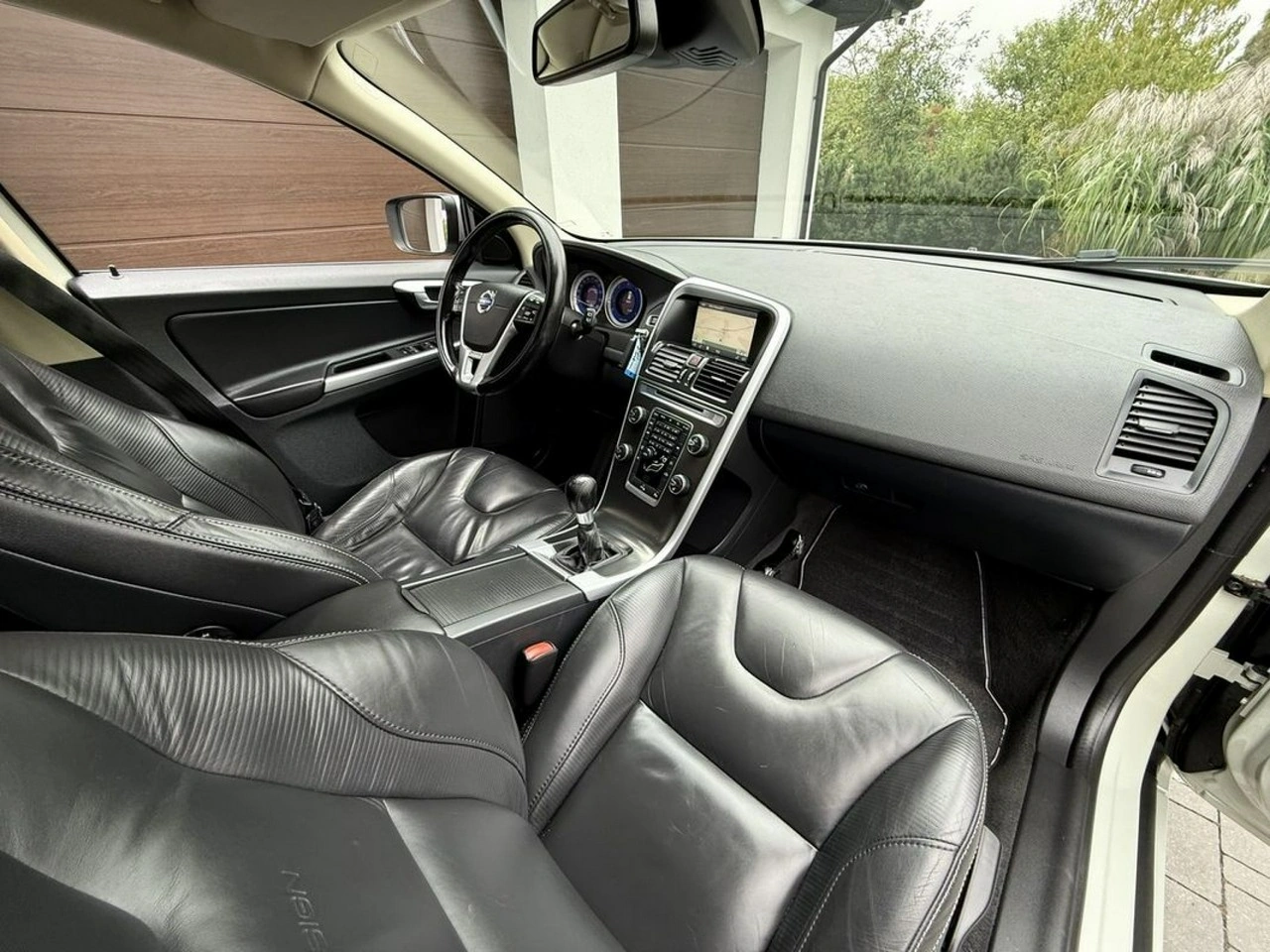 Volvo XC 60 - Zdjęcie 25