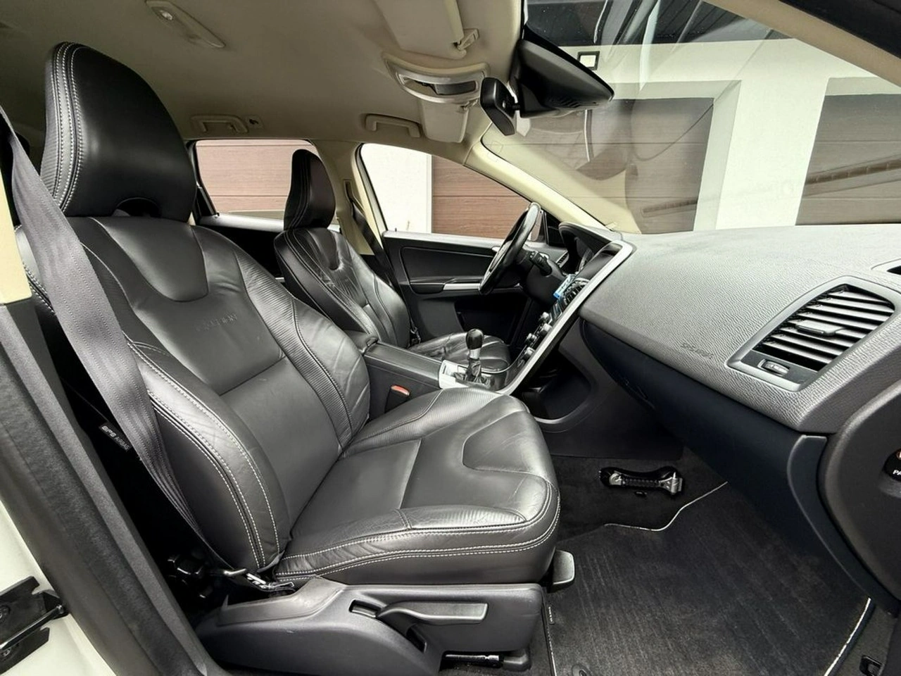 Volvo XC 60 - Zdjęcie 26