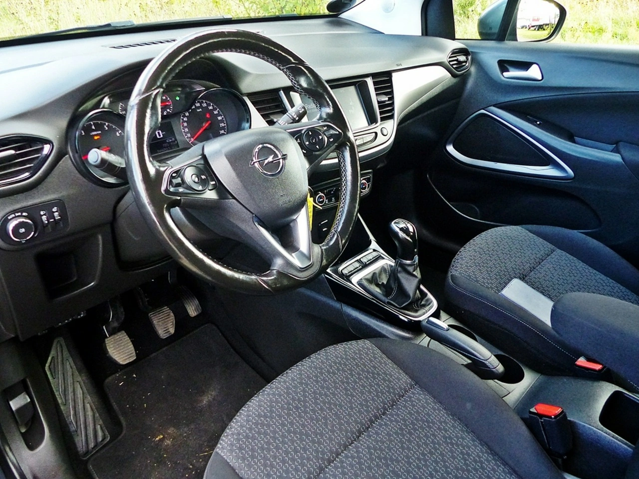 Opel Crossland X - Zdjęcie 16