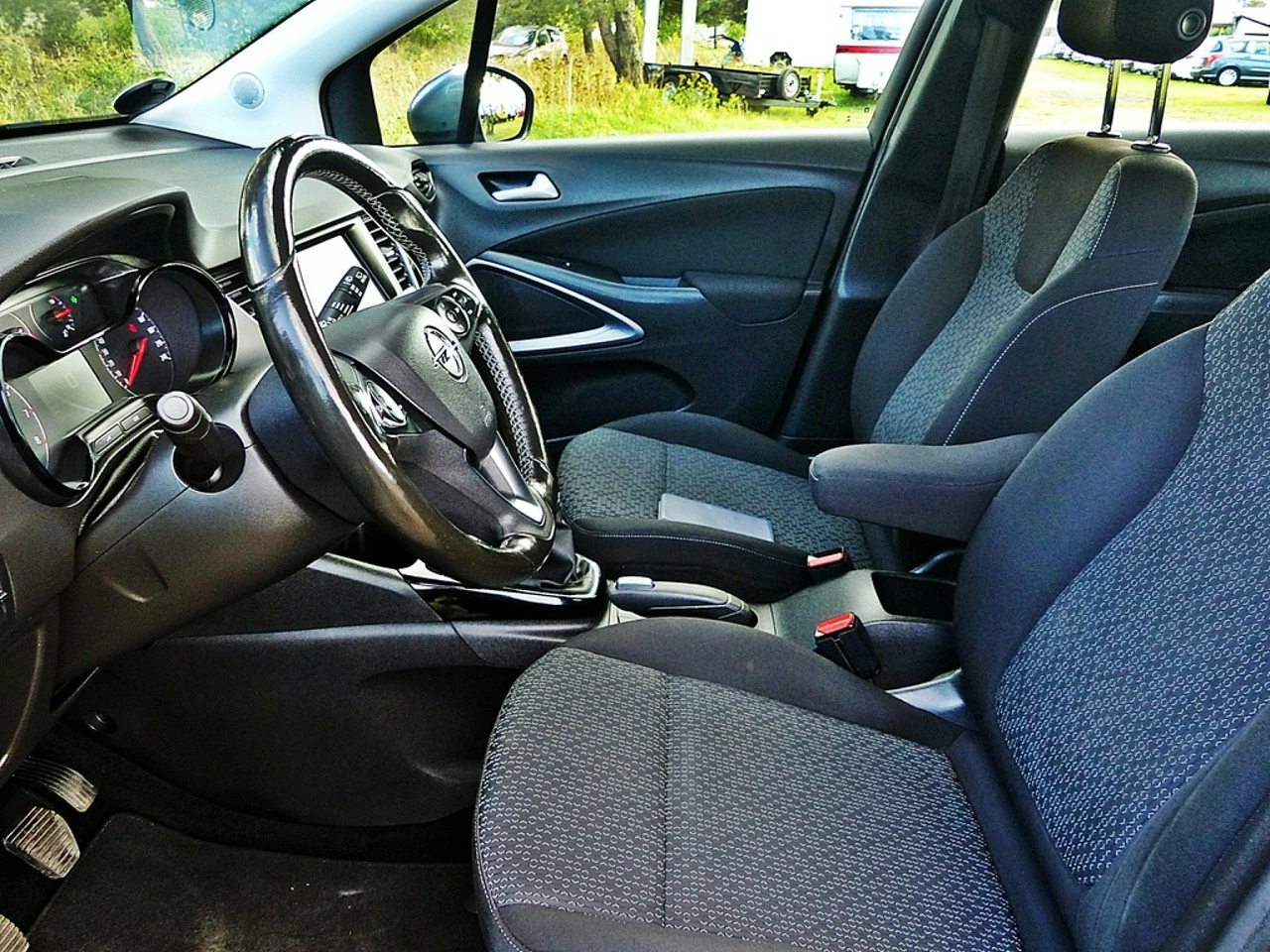 Opel Crossland X - Zdjęcie 17